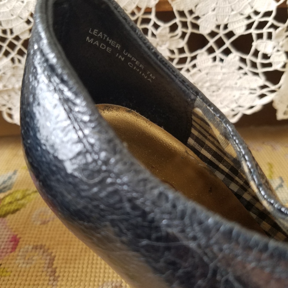 Emboidered Stiletto Boot - Picture 5 of 7